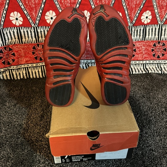 Nike Air Jordan 12 OG Flu Game🔥 - Picture 7 of 7